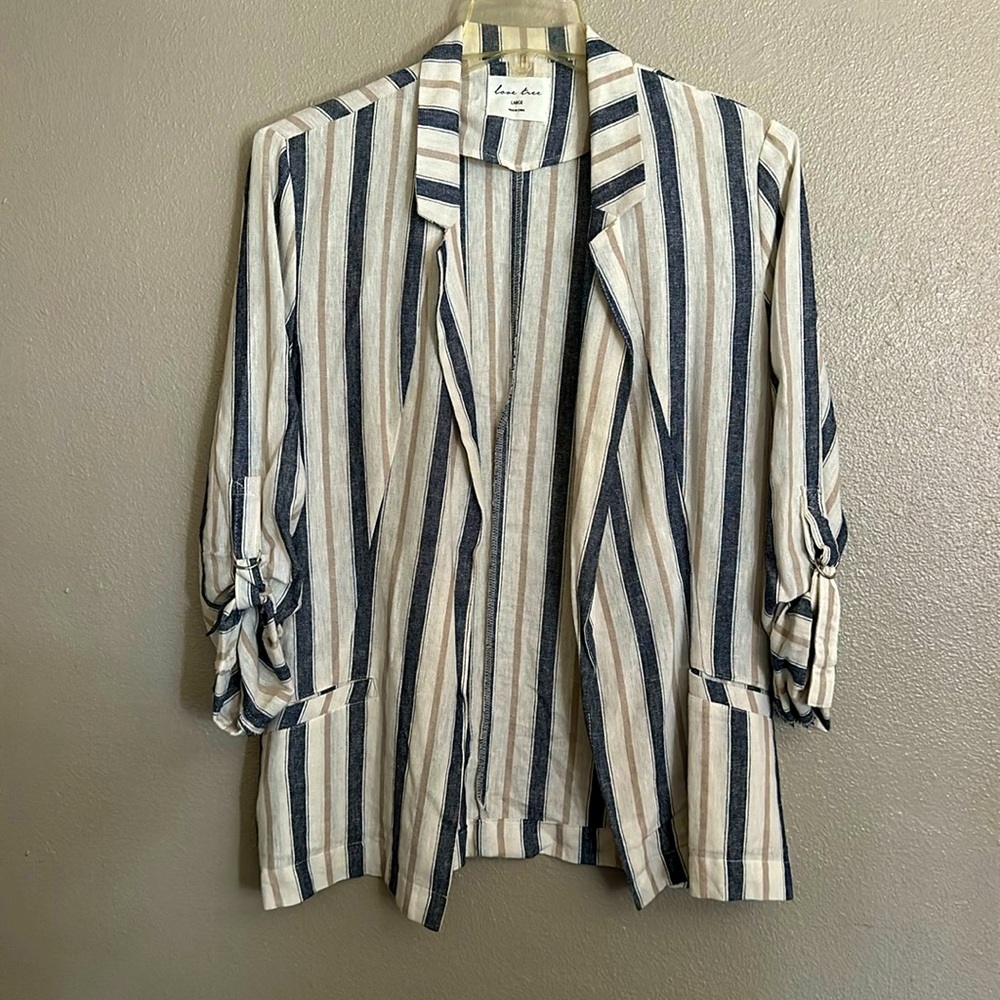 Striped blazer - Picture 2 of 7